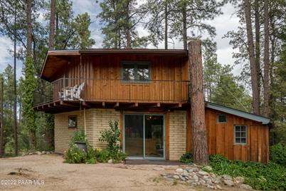 6021 Dearing Road - Photo 1