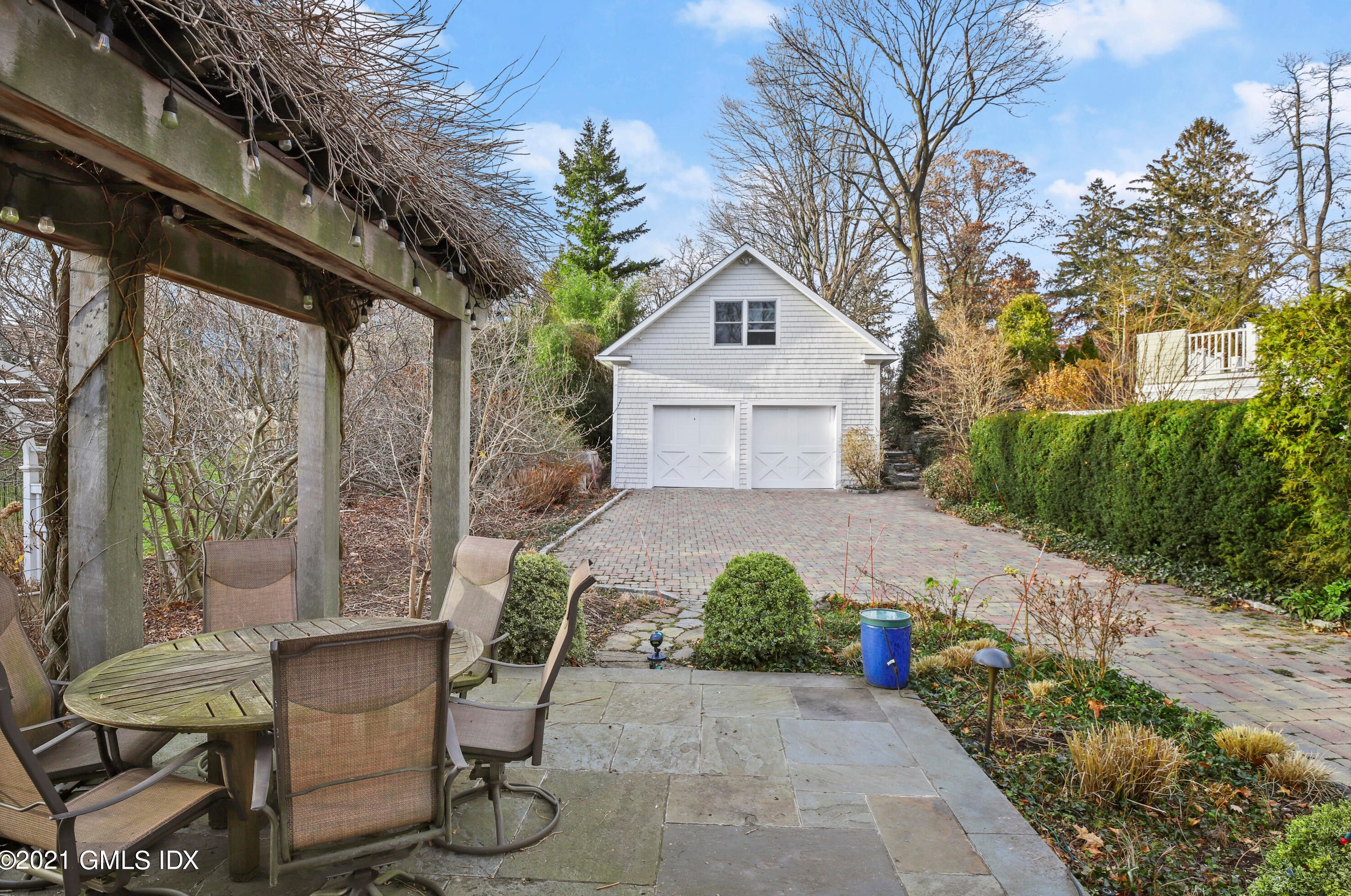 31 Byram Shore Rd, Greenwich, CT 06830