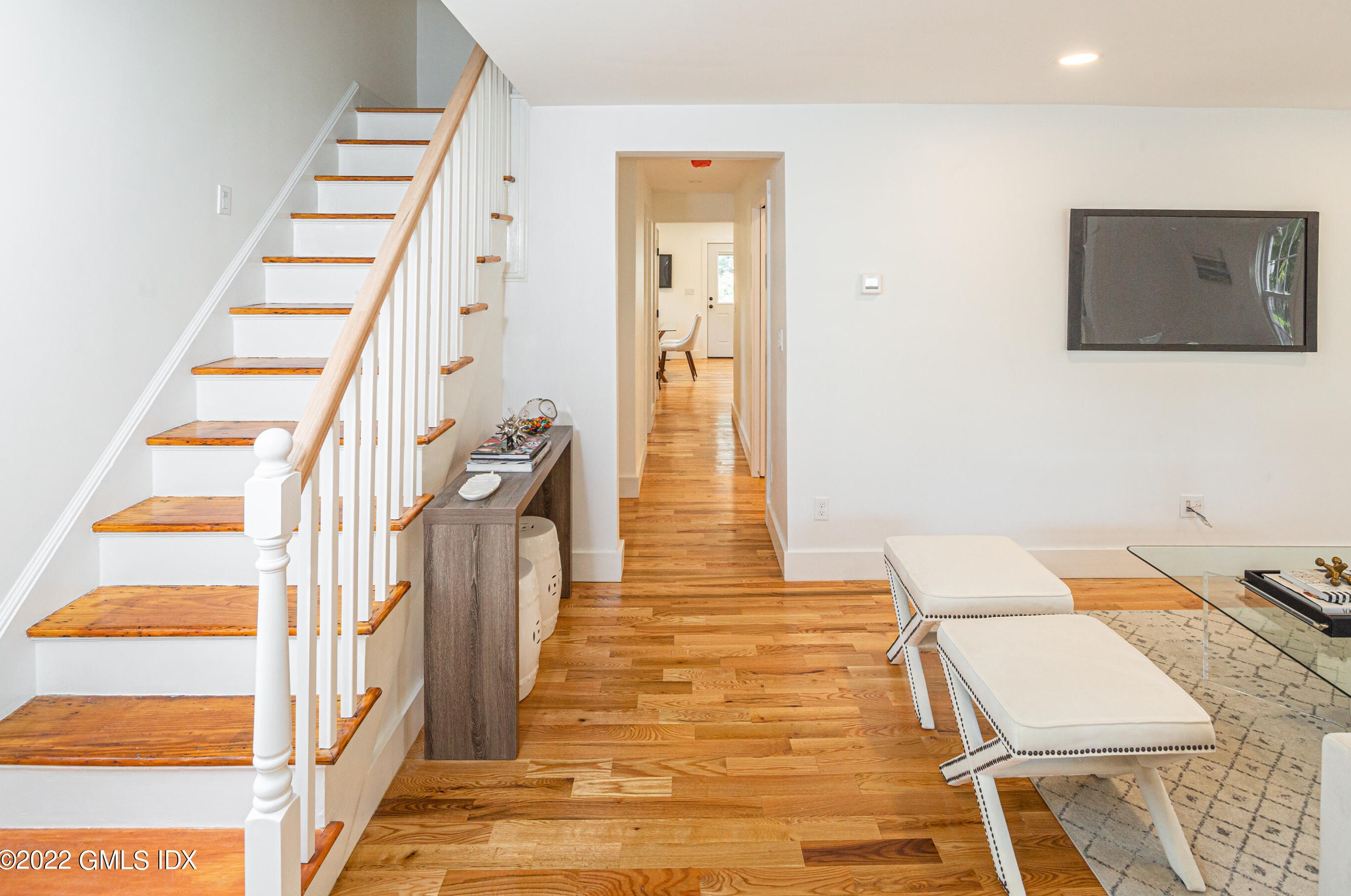 84 Orchard St, Cos Cob, CT 06807