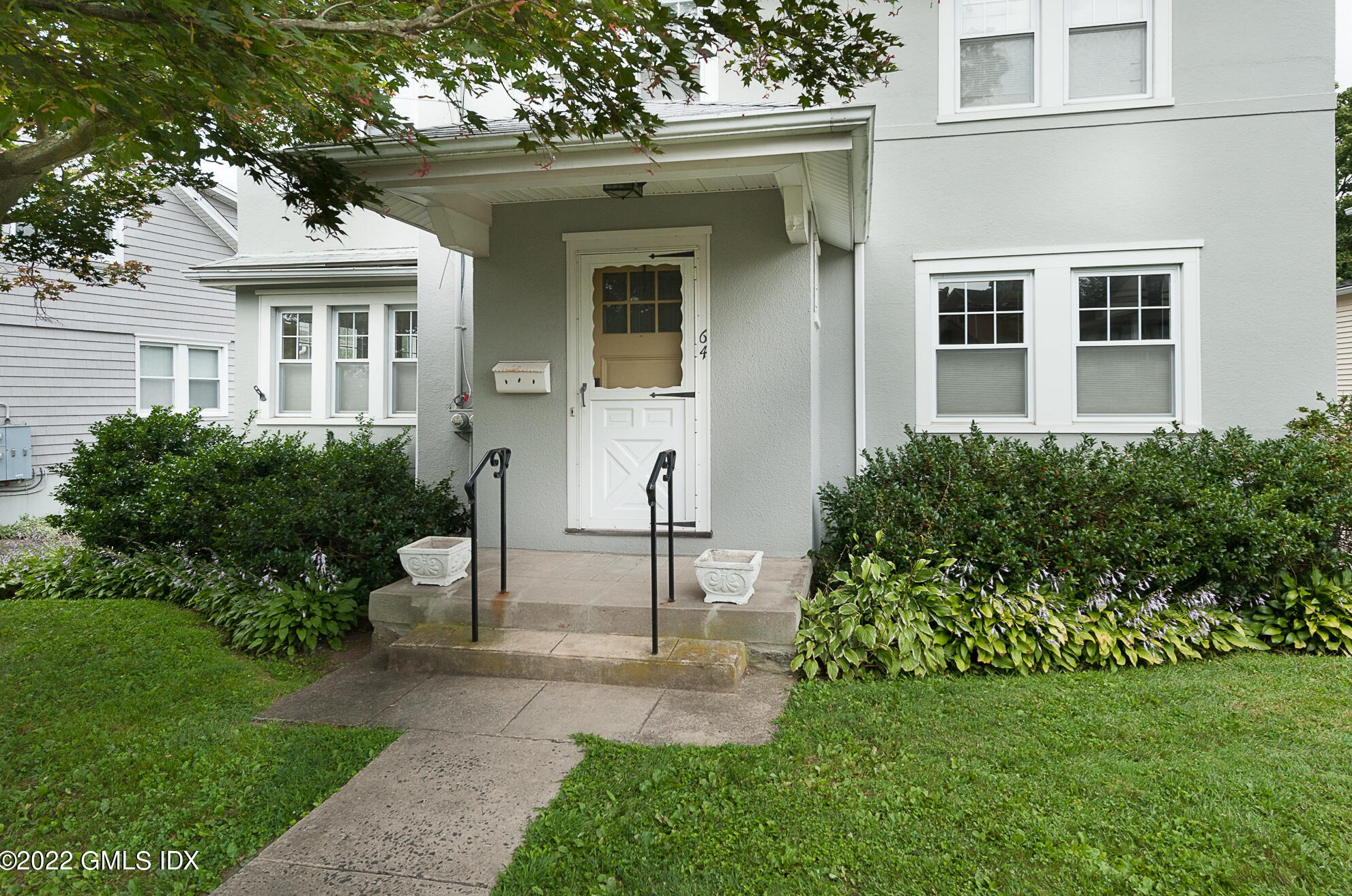64 Locust St, Greenwich, CT 06830