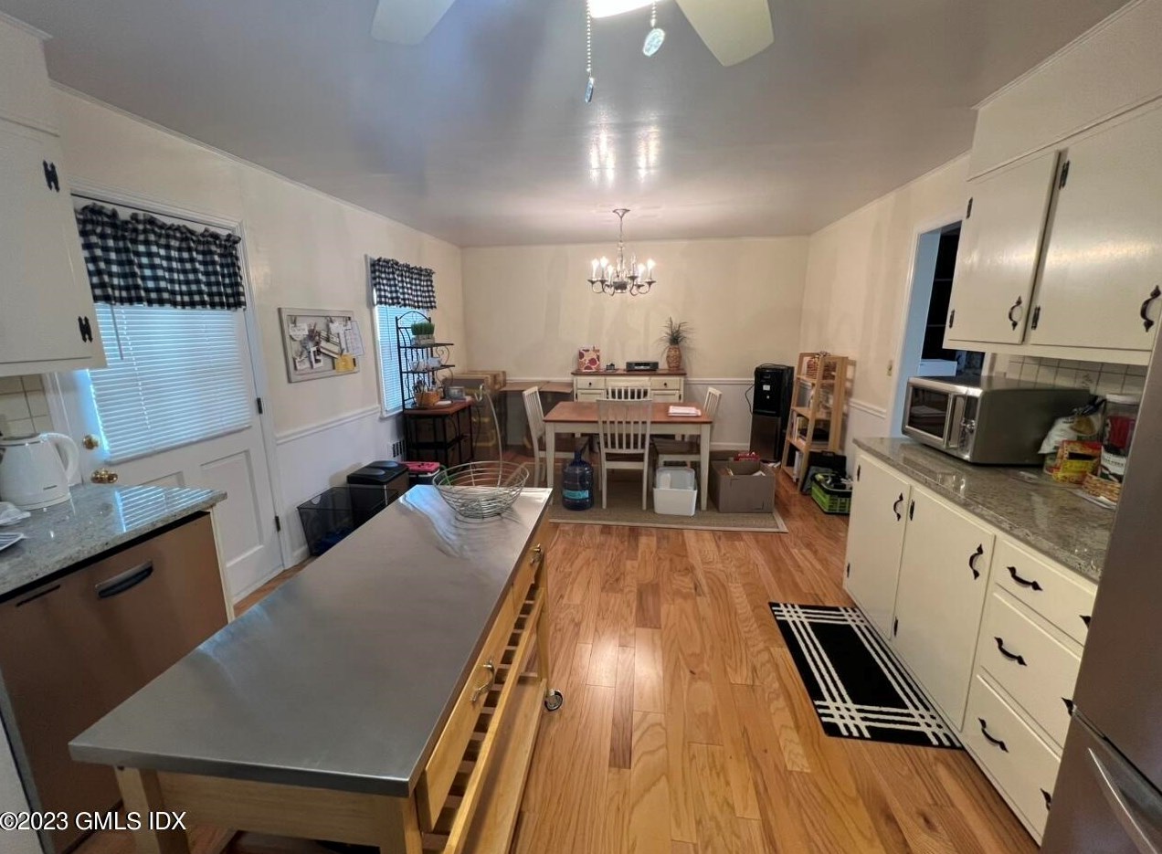 54 Rodwell Ave #1, Greenwich, CT 06830