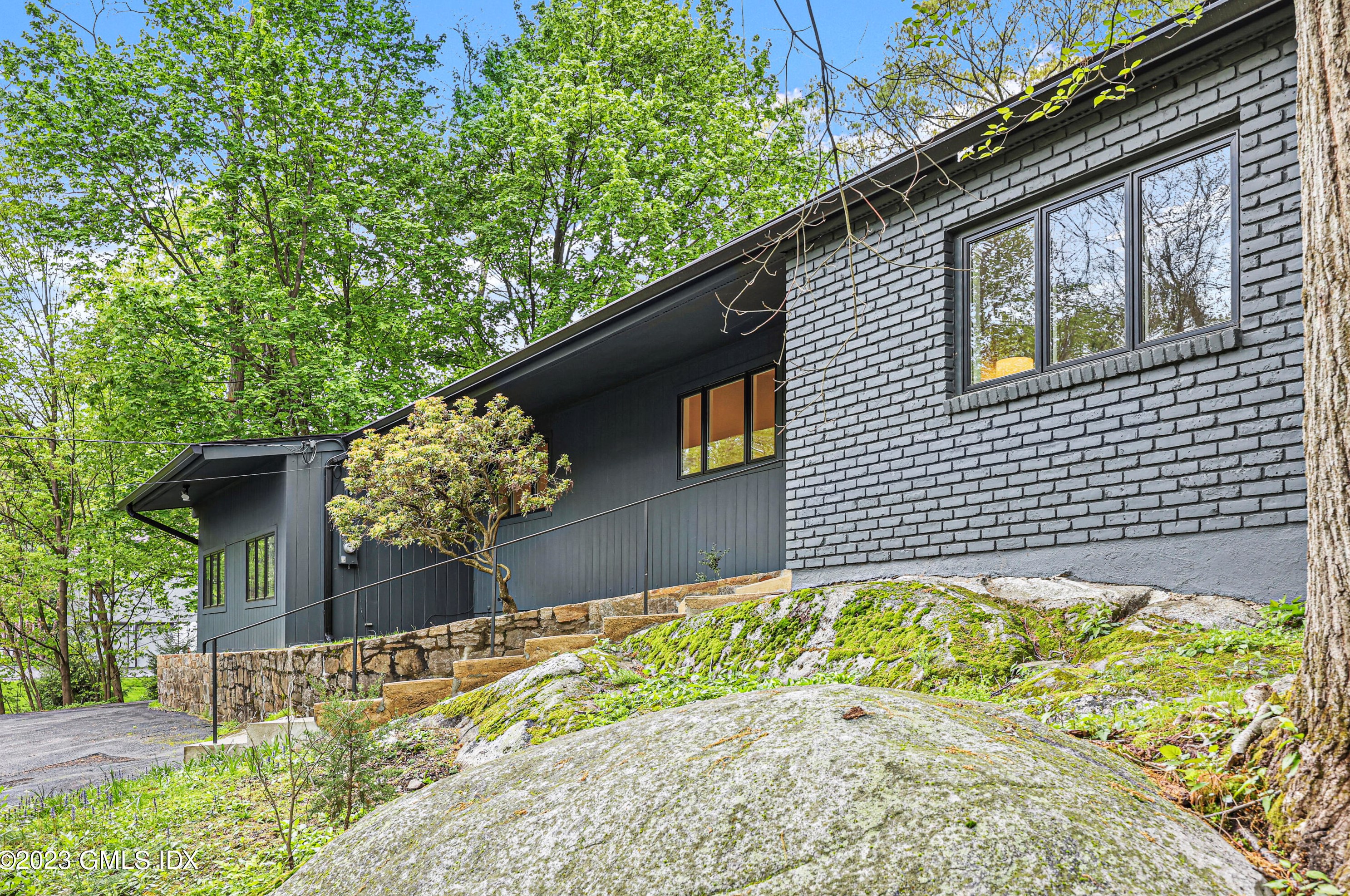 34 Montgomery Ln, Greenwich, CT 06830