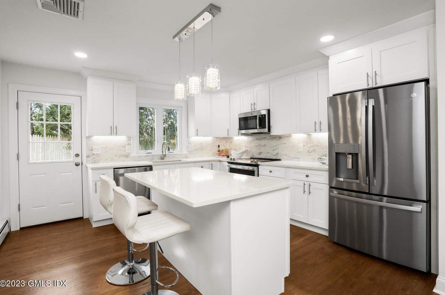 34 Orchard St, Cos Cob, CT 06807