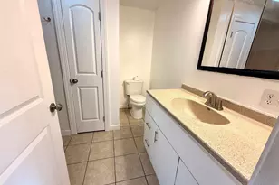 107 W Main St, Earlville, IL 62932 - Photo 6