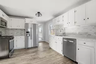 501 S 3rd St, Colona, IL 61241 - Photo 8