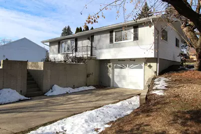 1720 E Lawn Drive, Savanna, IL 61074 - Photo 2