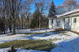 12719 Garden Plain Rd, Morrison, IL 61270 - Photo 8