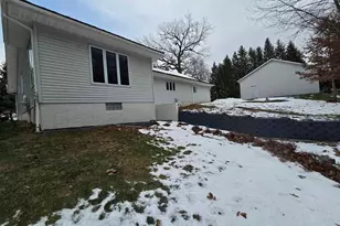 12719 Garden Plain Rd, Morrison, IL 61270 - Photo 12