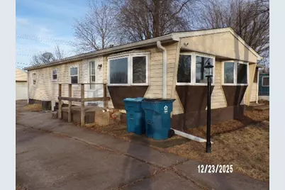 16713 10th Avenue, Carbon Cliff, IL 61239 - Photo 2