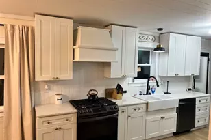 601 N 6th St, Vienna, IL 62995 - Photo 4