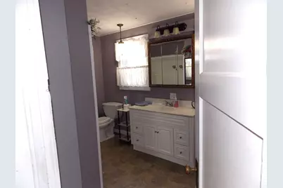 109 S Broadway Street, Hoffman, IL 62250 - Photo 14