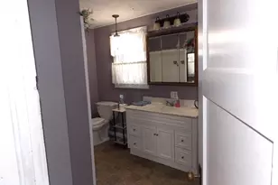 109 S Broadway St, Hoffman, IL 62250 - Photo 14