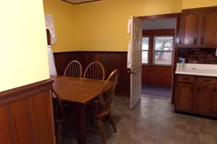 109 S Broadway St, Hoffman, IL 62250 - Photo 8