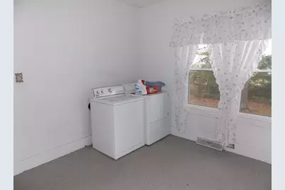 109 S Broadway Street, Hoffman, IL 62250 - Photo 16