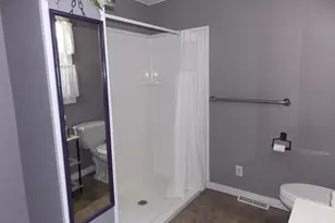 109 S Broadway St, Hoffman, IL 62250 - Photo 12