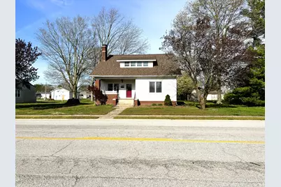 109 S Broadway Street, Hoffman, IL 62250 - Photo 2