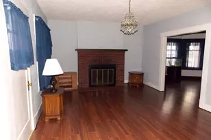 109 S Broadway St, Hoffman, IL 62250 - Photo 6