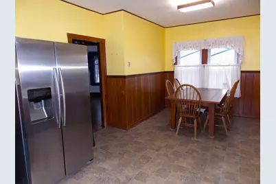 109 S Broadway Street, Hoffman, IL 62250 - Photo 8