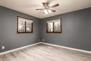 407 E Milster St, Earlville, IL 62932 - Photo 12