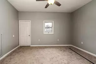 407 E Milster St, Earlville, IL 62932 - Photo 20