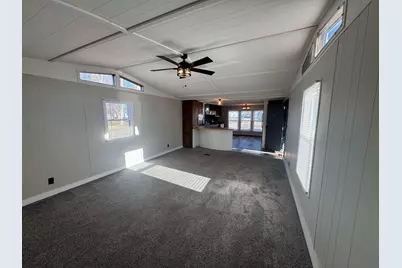 409 W 9th Street, Sandoval, IL 62882 - Photo 10