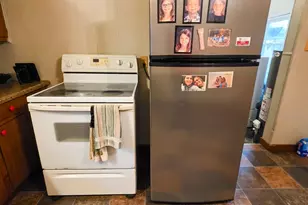 105 S Watkins Street E, Cisne, IL 62823 - Photo 12