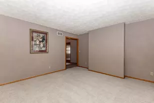 720 Hickory Dr, Geneseo, IL 61254 - Photo 22