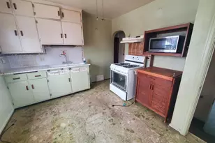 1517 32nd St, Rock Island, IL 61201 - Photo 6