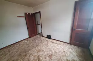 1517 32nd St, Rock Island, IL 61201 - Photo 8