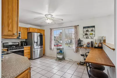 68 Sunny Hill Dr Drive, Orion, IL 61273 - Photo 4