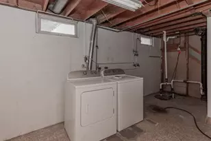 905 79th Ave W, Rock Island, IL 61201 - Photo 24