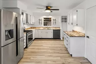 105 Hickory Grove Rd, Salem, IL 62881 - Photo 14