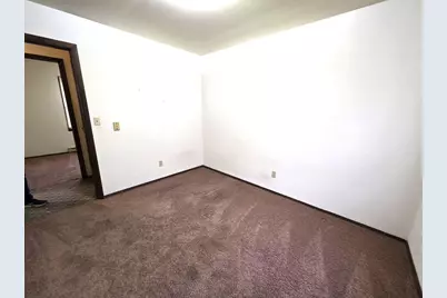 331 W Main Street, Olney, IL 62450 - Photo 24