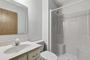 4704 9th St, East Moline, IL 61244 - Photo 16