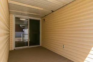 4704 9th St, East Moline, IL 61244 - Photo 30