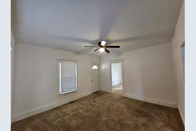 803 S Maple Street, Salem, IL 62881 - Photo 14