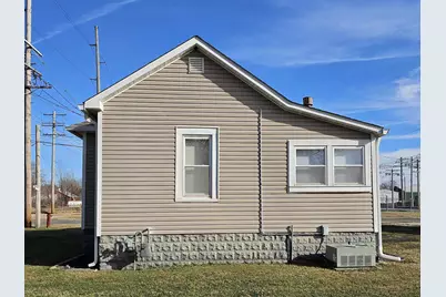 803 S Maple Street, Salem, IL 62881 - Photo 6