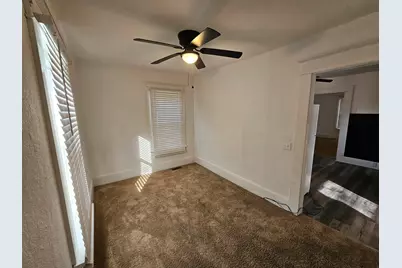 803 S Maple Street, Salem, IL 62881 - Photo 36