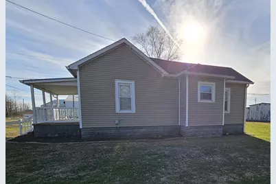 803 S Maple Street, Salem, IL 62881 - Photo 4