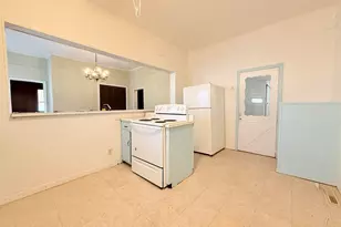 213 N Granger St, Harrisburg, IL 62946 - Photo 8