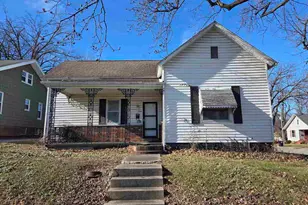 213 N Granger St, Harrisburg, IL 62946 - Photo 2