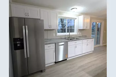 2114 Cedar Ave Avenue, Salem, IL 62881 - Photo 10