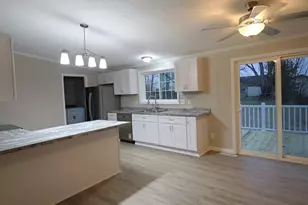 2114 Cedar Ave Ave, Salem, IL 62881 - Photo 8