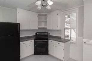 3223 9th Ave, Rock Island, IL 61201 - Photo 10