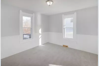 3223 9th Avenue, Rock Island, IL 61201 - Photo 4