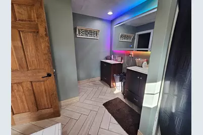 686 Airport Road, Kankakee, IL  - Photo 10