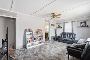 1532 30th St, Rock Island, IL 61201 - Photo 4