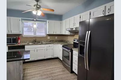 3721 35th Street #1, Moline, IL 61265 - Photo 8