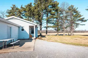 1740 Brier Creek Rd, Harrisburg, IL 62946 - Photo 12