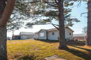 1740 Brier Creek Rd, Harrisburg, IL 62946 - Photo 8